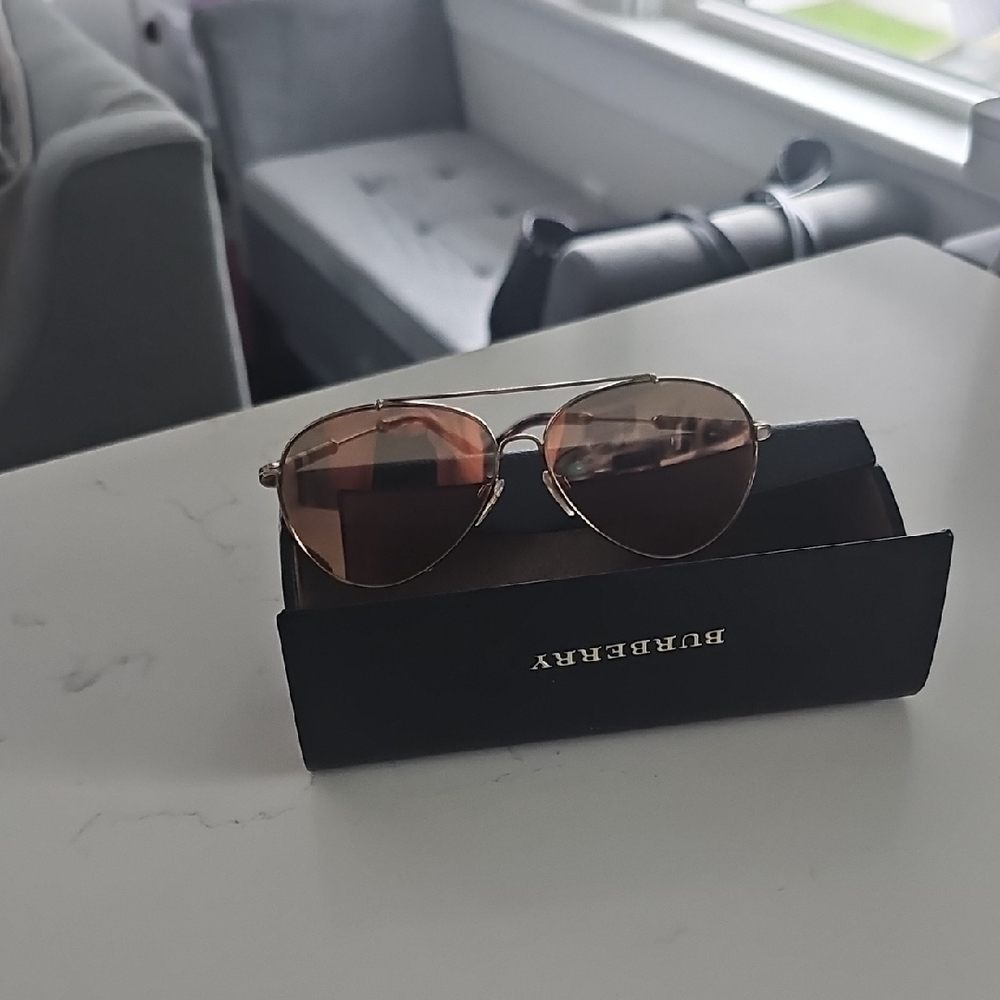 Burberry Gold Aviator Sunglasses with Black Case - Picture 13 of 13